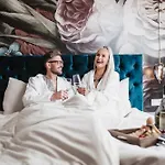 Der Zweytick - Weingut, Buschenschank & *