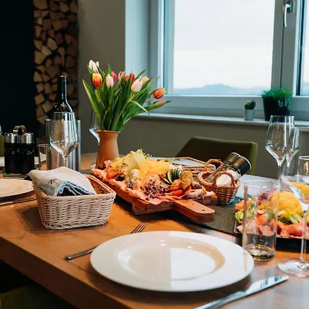 Weingut Zweytick Vinoment Апартаменты Эренхаузен